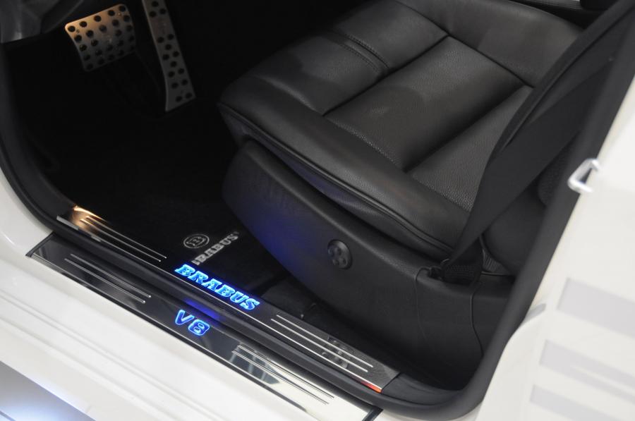  Mercedes-Benz GLK V8 by Brabus 2009 года  (фото 11 из 26)